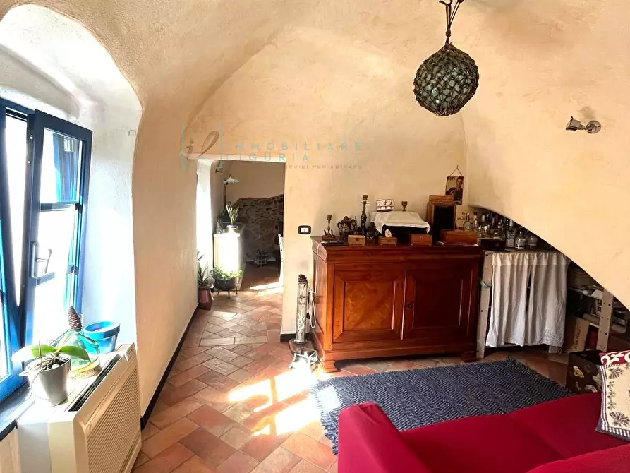 Immagine 11 di Rustico / casale in vendita  in Via IV novembre a Castelbianco