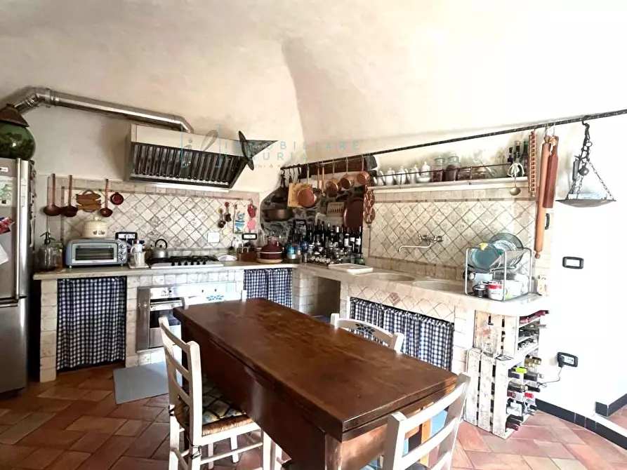 Immagine 9 di Rustico / casale in vendita  in Via IV novembre a Castelbianco