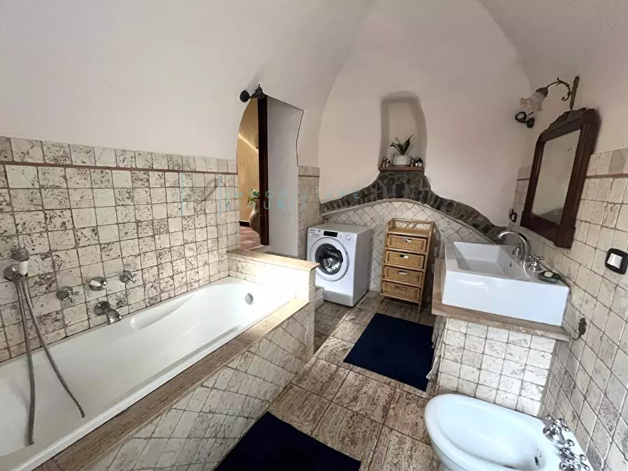 Immagine 20 di Rustico / casale in vendita  in Via IV novembre a Castelbianco