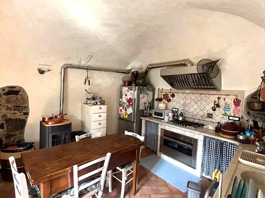 Immagine 10 di Rustico / casale in vendita  in Via IV novembre a Castelbianco