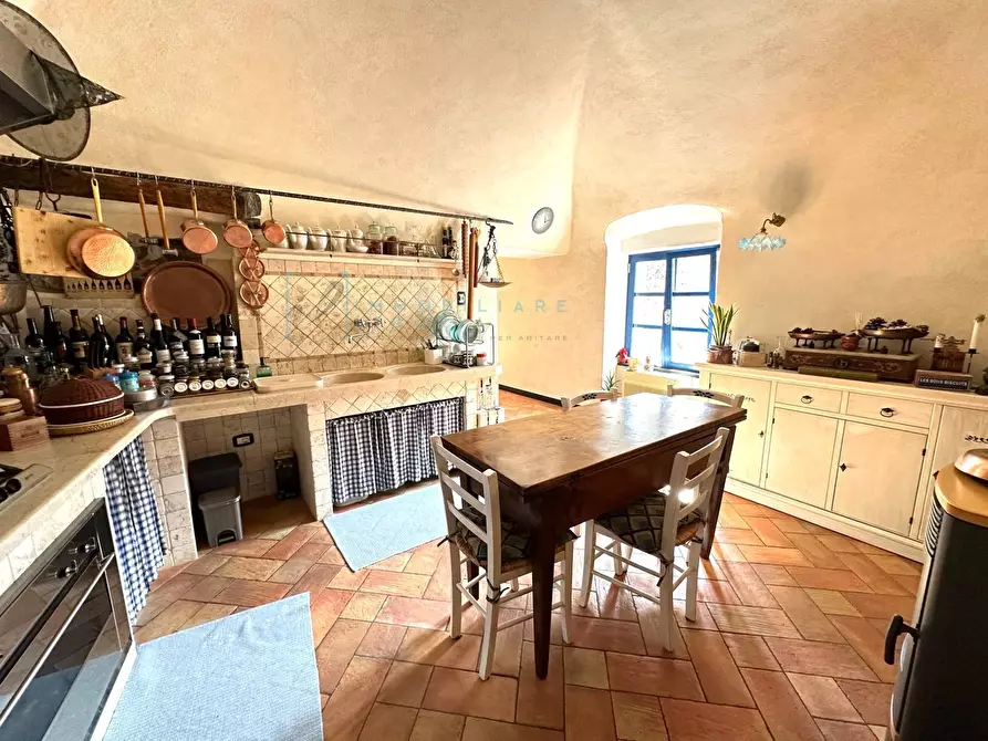 Immagine 8 di Rustico / casale in vendita  in Via IV novembre a Castelbianco