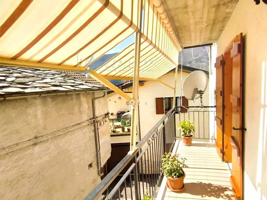 Immagine 8 di Appartamento in vendita  in Via Umberto I a Cosio D'arroscia