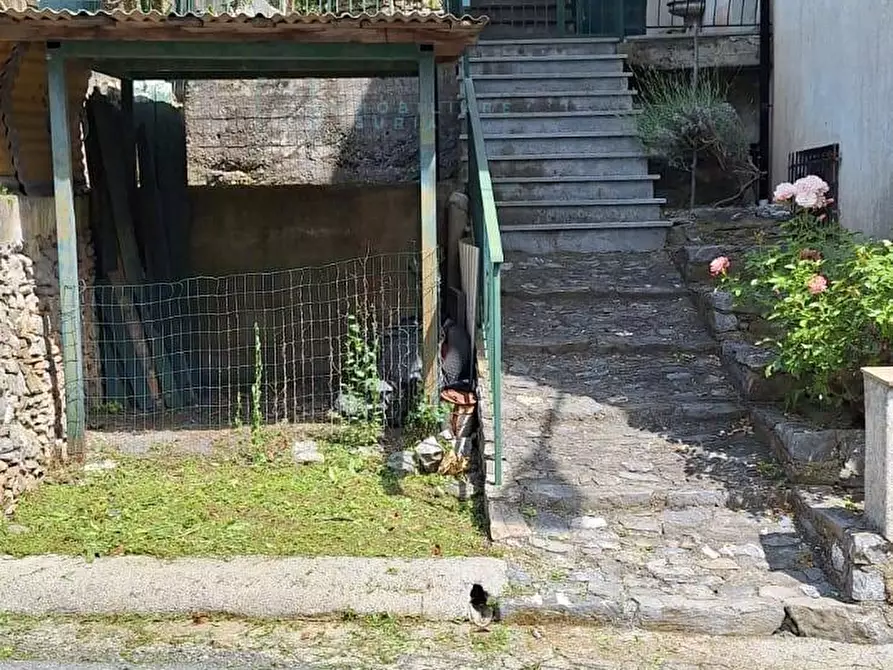 Immagine 52 di Rustico / casale in vendita  in Via Pennavaire a Castelbianco