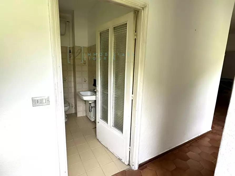 Immagine 25 di Rustico / casale in vendita  in Via Pennavaire a Castelbianco