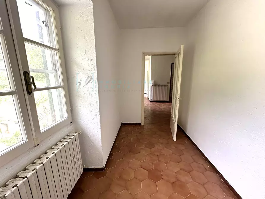 Immagine 32 di Rustico / casale in vendita  in Via Pennavaire a Castelbianco