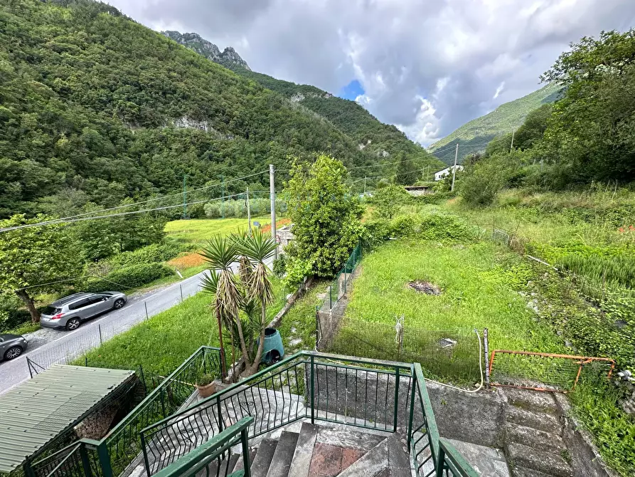 Immagine 40 di Rustico / casale in vendita  in Via Pennavaire a Castelbianco