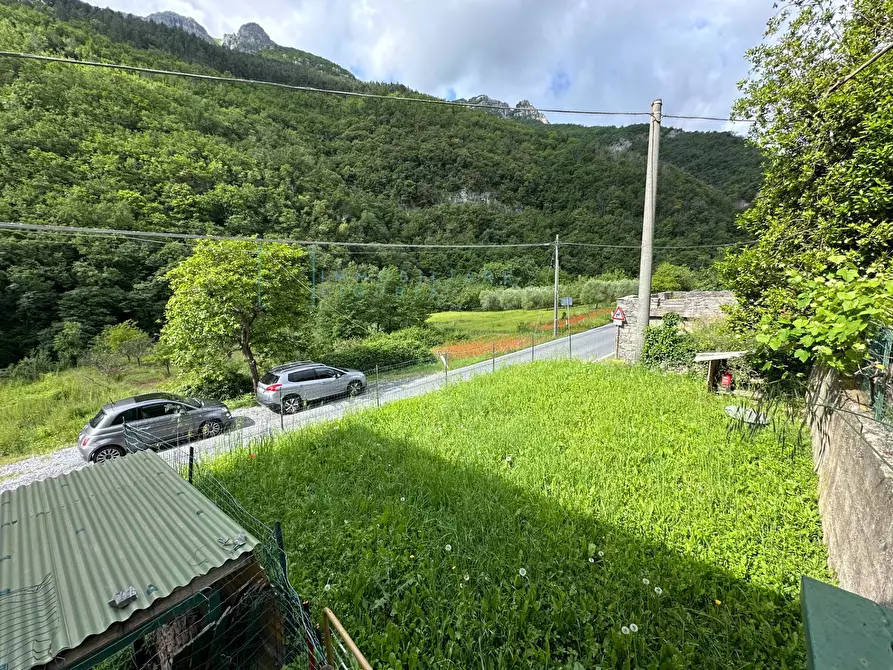 Immagine 46 di Rustico / casale in vendita  in Via Pennavaire a Castelbianco