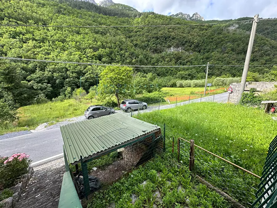 Immagine 47 di Rustico / casale in vendita  in Via Pennavaire a Castelbianco