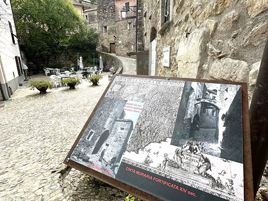 Immagine 1 di Rustico / casale in vendita  in Via Roma a Castelvecchio Di Rocca Barbena