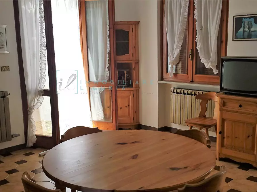 Immagine 1 di Casa indipendente in vendita  in borghetto D'arroscia a Borghetto D'arroscia