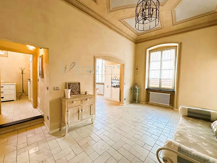 Immagine 1 di Appartamento in vendita  in Via Medagli d'Oro a Albenga