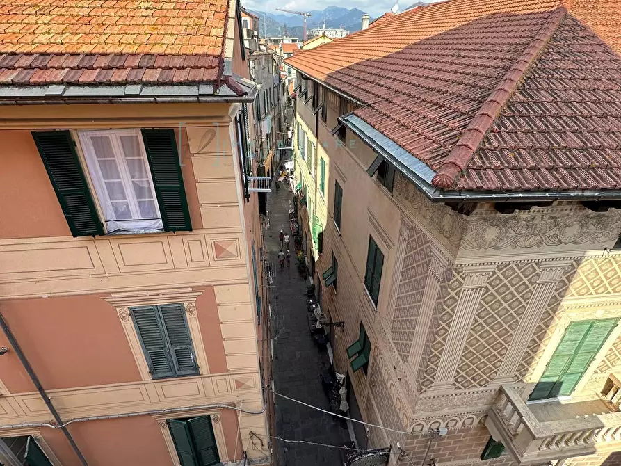 Immagine 31 di Appartamento in vendita  in Via Medagli d'Oro a Albenga