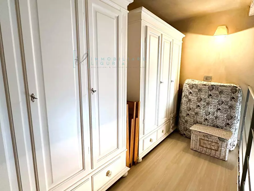 Immagine 38 di Appartamento in vendita  in Via Medagli d'Oro a Albenga