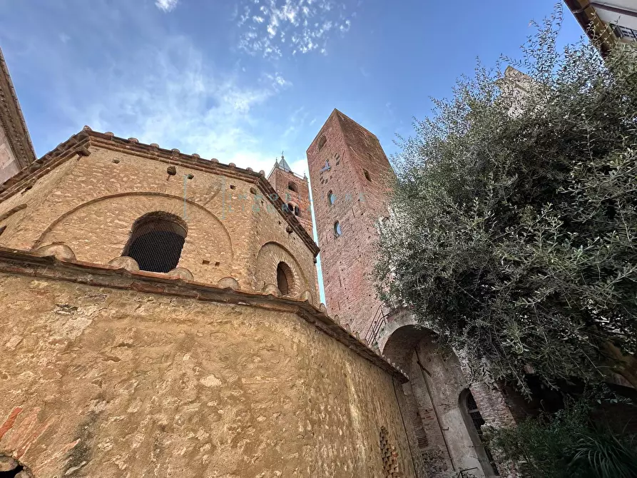 Immagine 50 di Appartamento in vendita  in Via Medagli d'Oro a Albenga