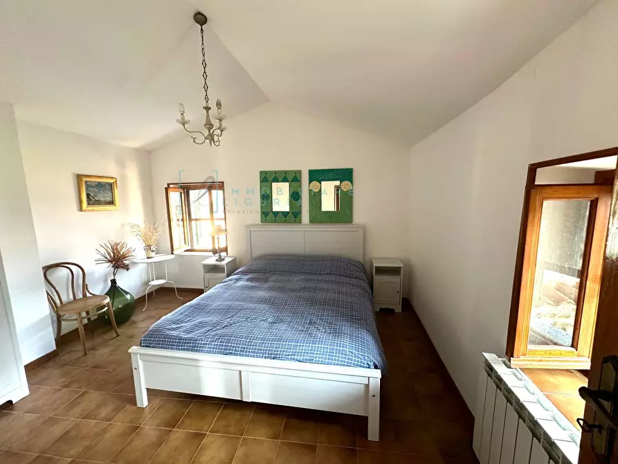 Immagine 36 di Rustico / casale in vendita  in via al borgo a Albenga