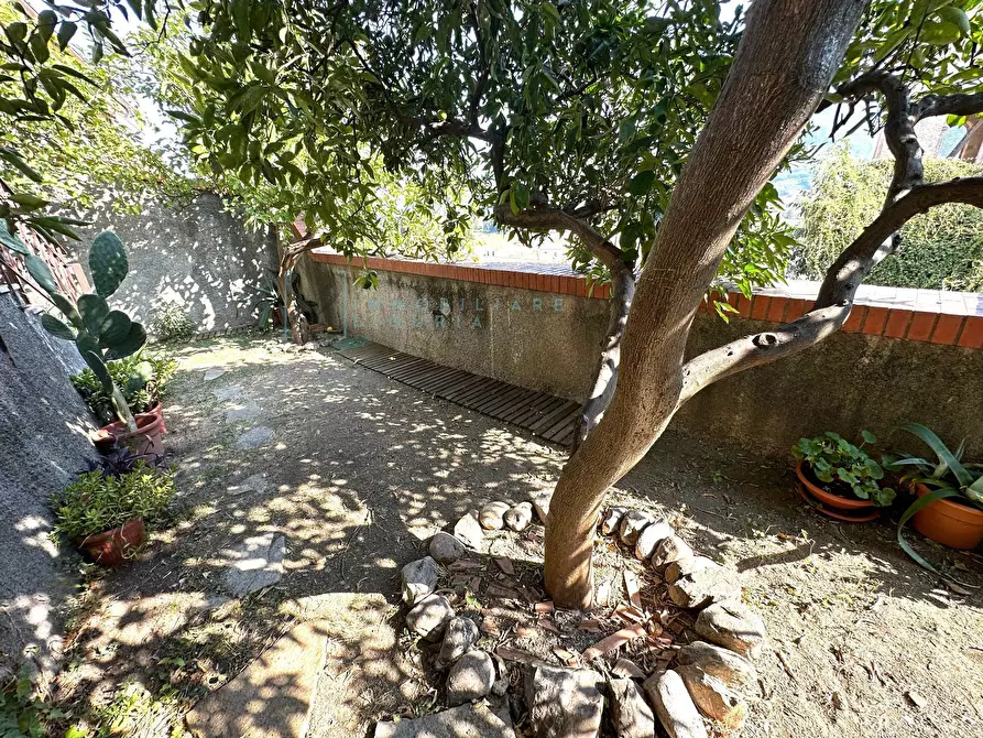 Immagine 44 di Rustico / casale in vendita  in via al borgo a Albenga