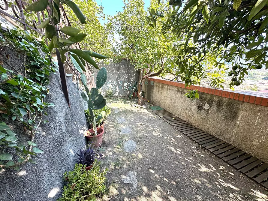 Immagine 45 di Rustico / casale in vendita  in via al borgo a Albenga