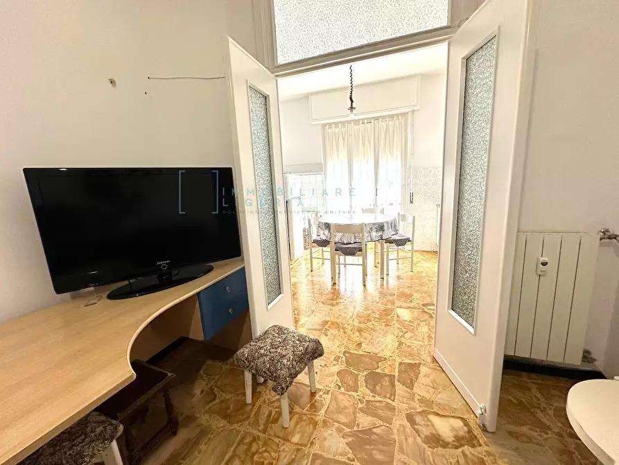 Immagine 15 di Appartamento in vendita  in via patrioti a Albenga