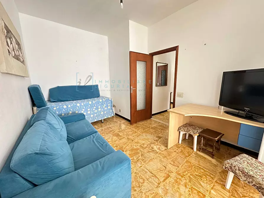 Immagine 9 di Appartamento in vendita  in via patrioti a Albenga