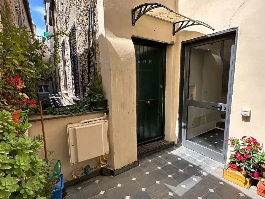 Immagine 41 di Appartamento in vendita  in piazza rossi a Albenga