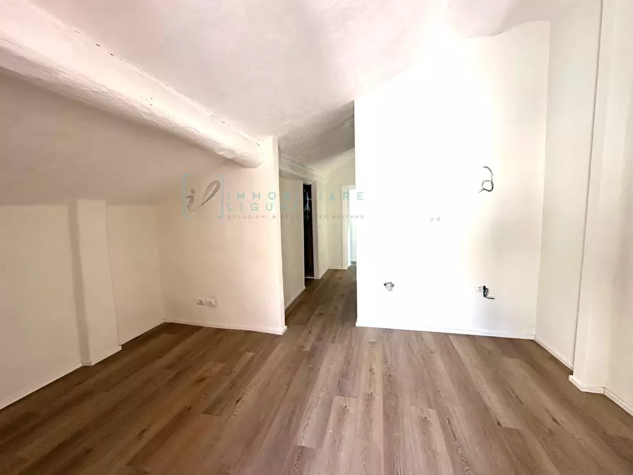 Immagine 13 di Appartamento in vendita  in piazza rossi a Albenga