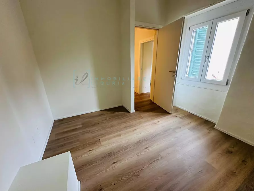 Immagine 25 di Appartamento in vendita  in piazza rossi a Albenga