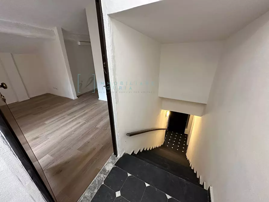 Immagine 39 di Appartamento in vendita  in piazza rossi a Albenga