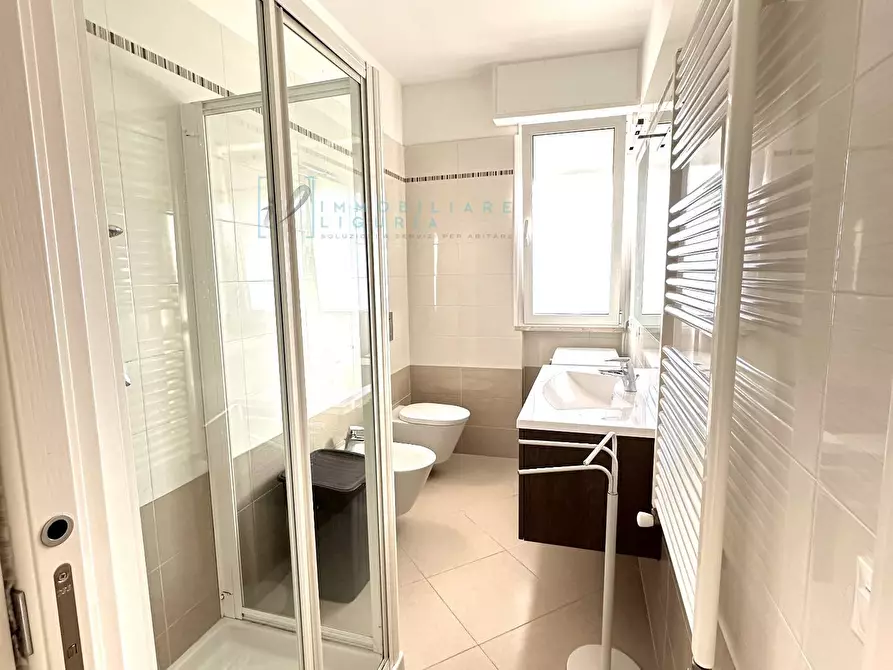 Immagine 13 di Appartamento in vendita  in Via Dalmazia a Albenga