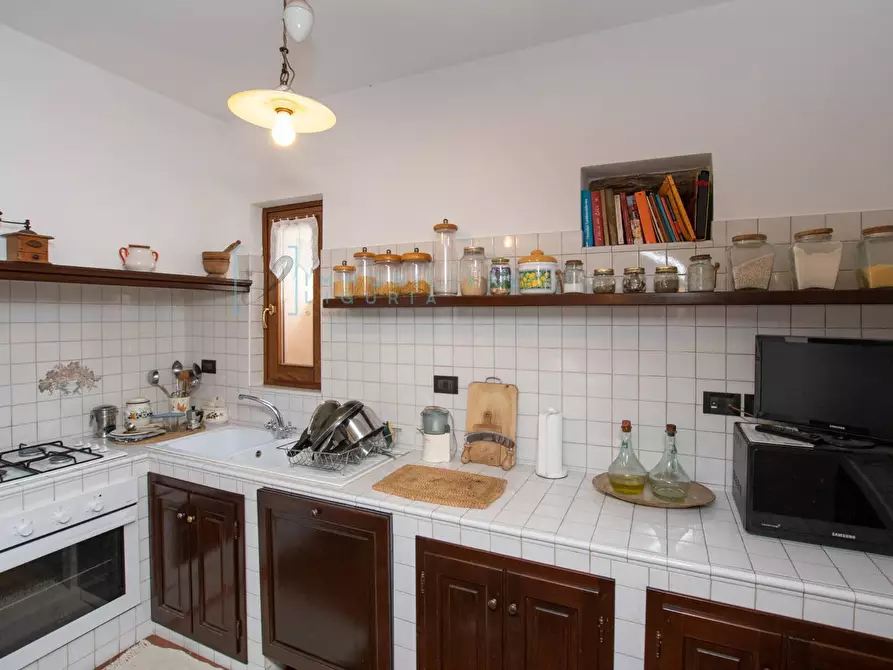 Immagine 13 di Rustico / casale in vendita  in via XXI Aprile a Arnasco