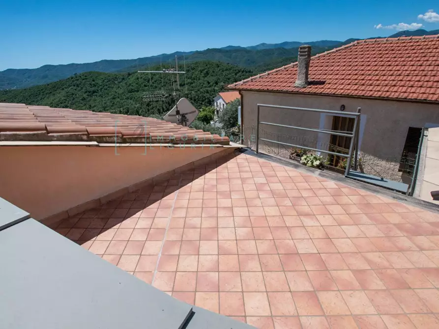 Immagine 34 di Rustico / casale in vendita  in via XXI Aprile a Arnasco