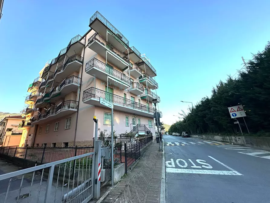 Immagine 1 di Appartamento in vendita  in via Orti del Largo a Ceriale