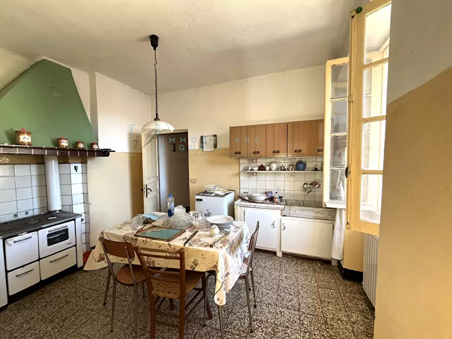 Immagine 7 di Appartamento in vendita  in Piazza Umberto primo a Ranzo