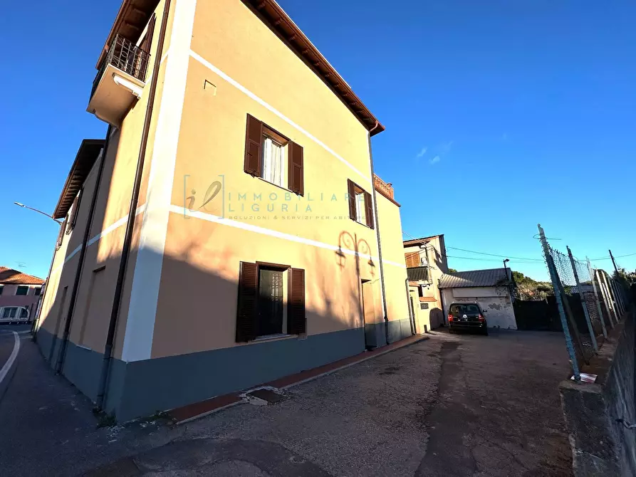 Immagine 32 di Appartamento in vendita  in Viale Pontelungo a Albenga