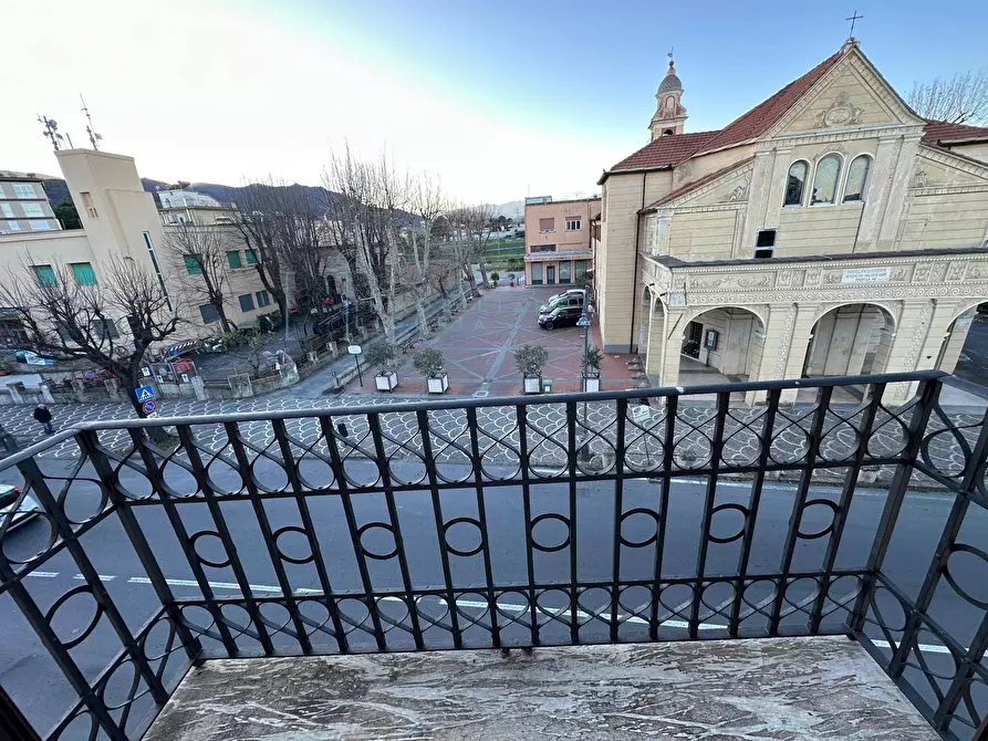 Immagine 34 di Appartamento in vendita  in Viale Pontelungo a Albenga