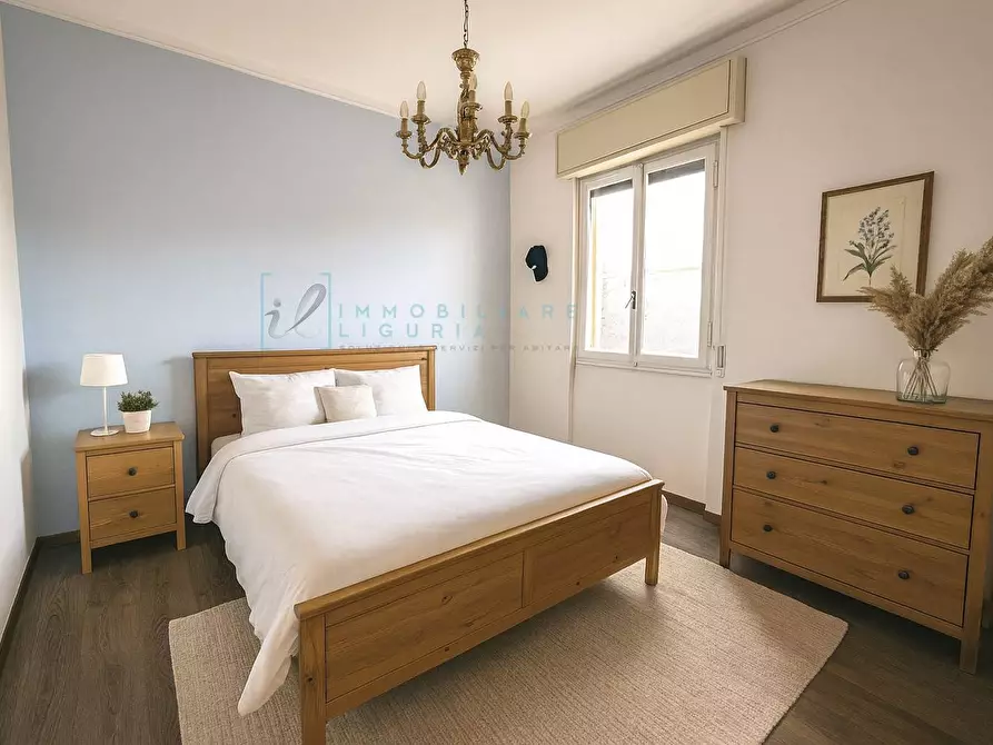 Immagine 4 di Appartamento in vendita  in via savona a Albenga