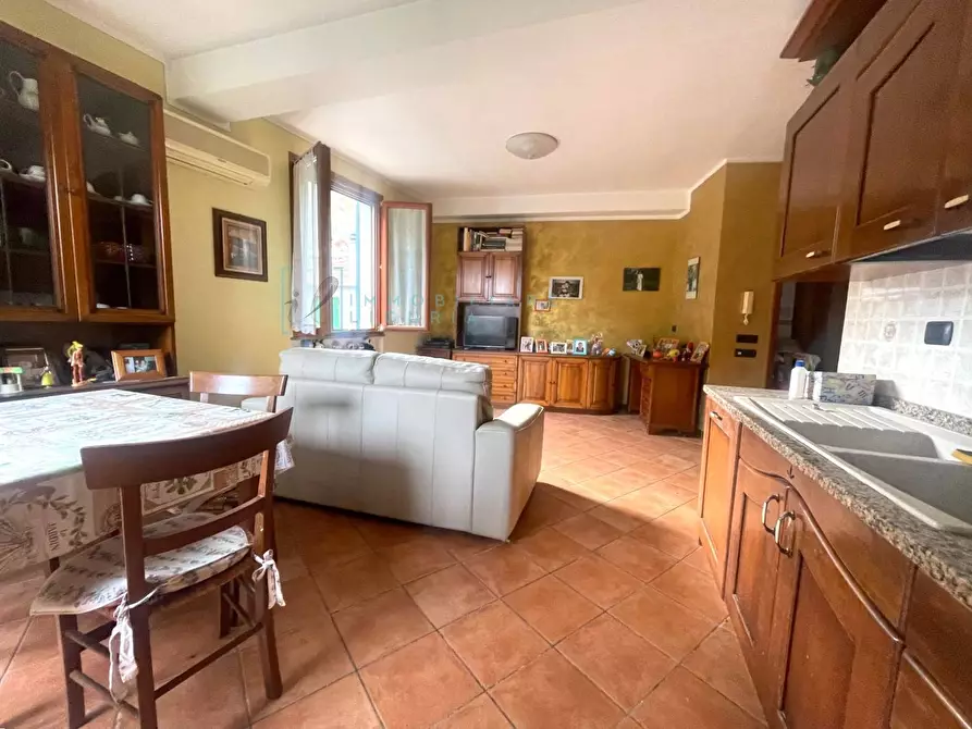 Immagine 6 di Appartamento in vendita  in Via Al frantoio a Vessalico