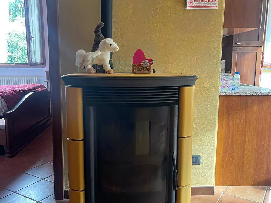 Immagine 17 di Appartamento in vendita  in Via Al frantoio a Vessalico