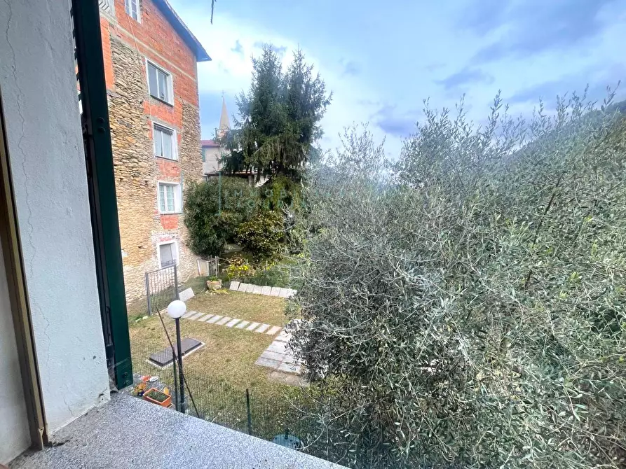 Immagine 27 di Appartamento in vendita  in Via Al frantoio a Vessalico