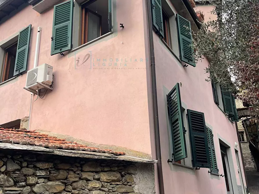 Immagine 38 di Appartamento in vendita  in Via Al frantoio a Vessalico