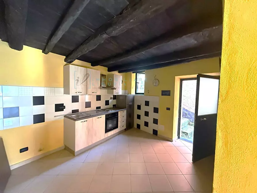Immagine 8 di Rustico / casale in vendita  in Ubaghetta a Borghetto D'arroscia