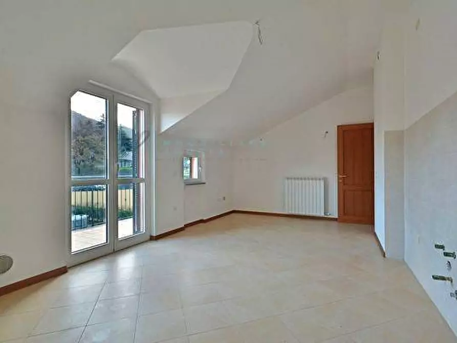 Immagine 2 di Appartamento in vendita  in Frazione Coasco-Marinaverde a Villanova D'albenga
