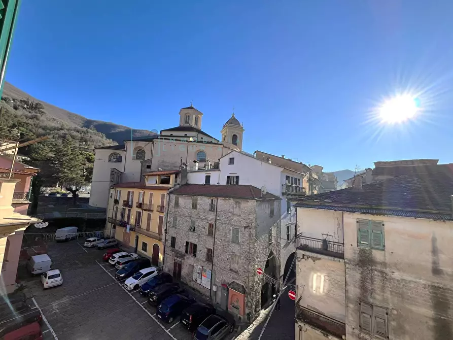 Immagine 25 di Appartamento in vendita  in Via Giuseppe Garibaldi a Pieve Di Teco