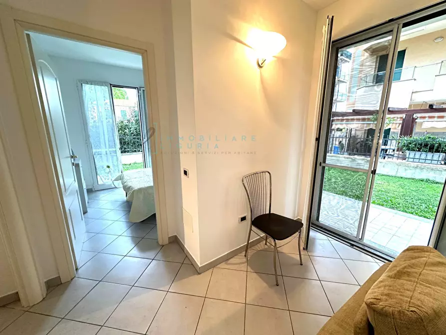 Immagine 17 di Appartamento in vendita  in Via della Costituzione a Albenga