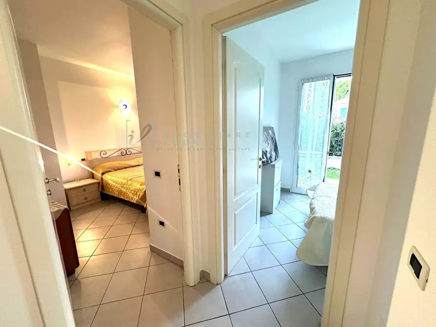 Immagine 19 di Appartamento in vendita  in Via della Costituzione a Albenga