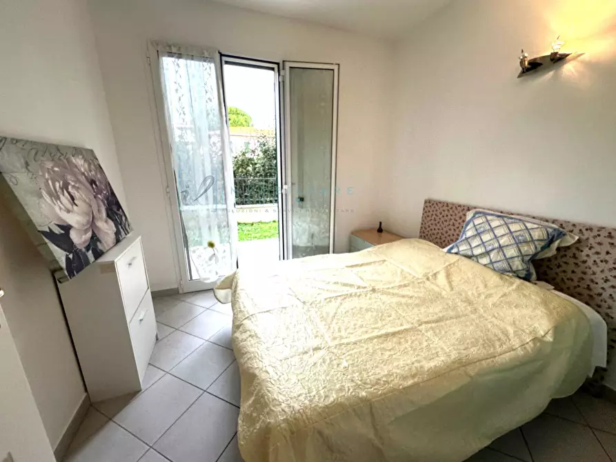 Immagine 24 di Appartamento in vendita  in Via della Costituzione a Albenga