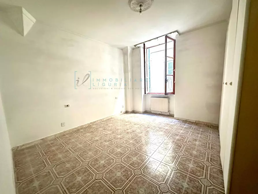 Immagine 16 di Appartamento in vendita  in via delle Medaglie d'Oro a Albenga