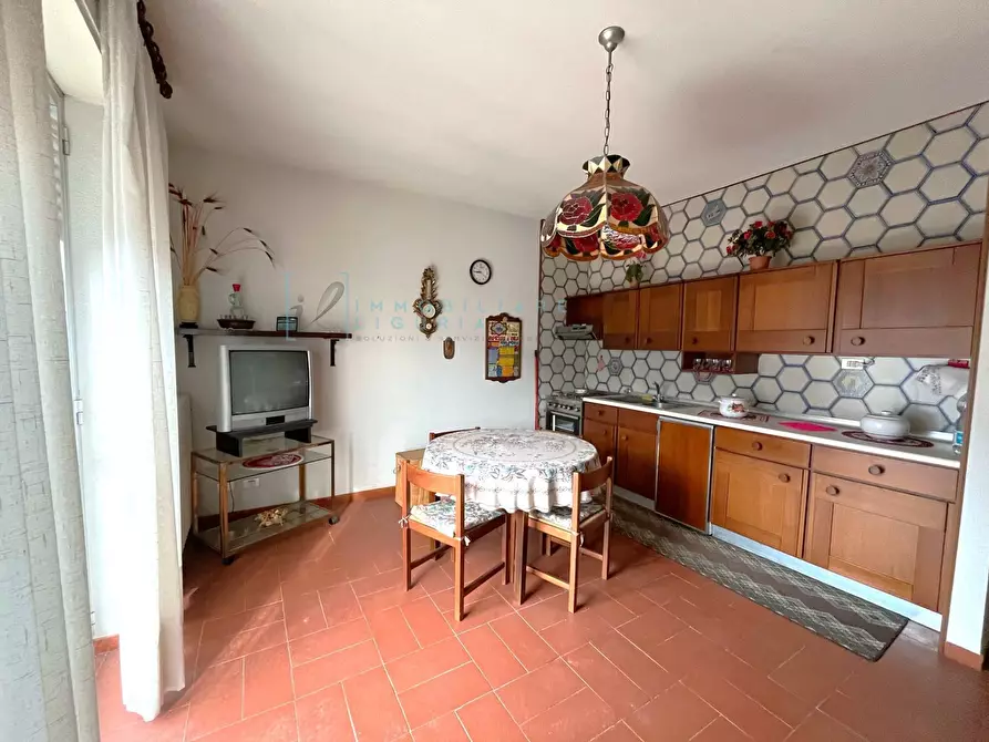 Immagine 2 di Appartamento in vendita  in Via Roma a Cosio D'arroscia