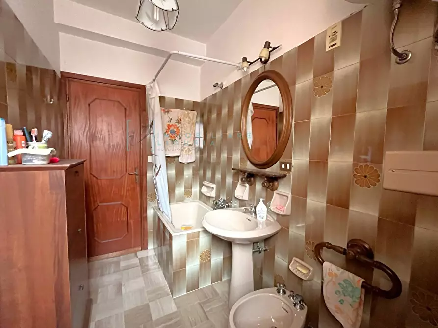 Immagine 16 di Appartamento in vendita  in Via Roma a Cosio D'arroscia