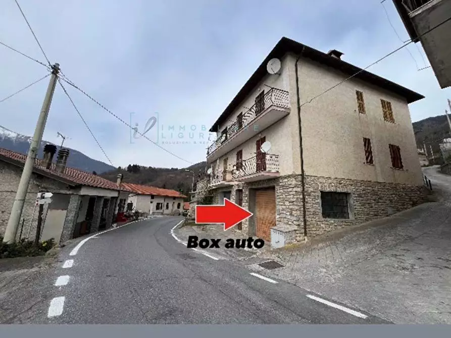 Immagine 18 di Appartamento in vendita  in Via Roma a Cosio D'arroscia