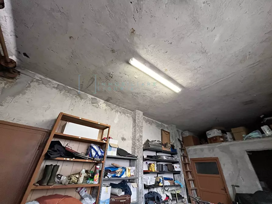 Immagine 19 di Appartamento in vendita  in Via Roma a Cosio D'arroscia